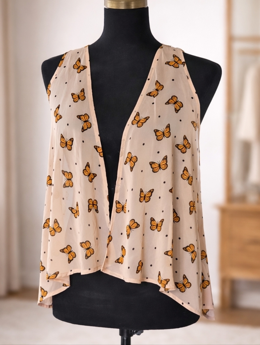 Lily Bleu Cream Butterfly Print V-Neck Sleeveless Vest